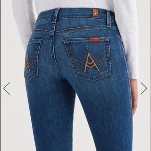 NWOT 7 For All Mankind A pocket jeans. Sz. 28